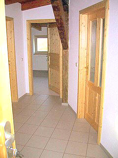 Flur und Schlafzimmer